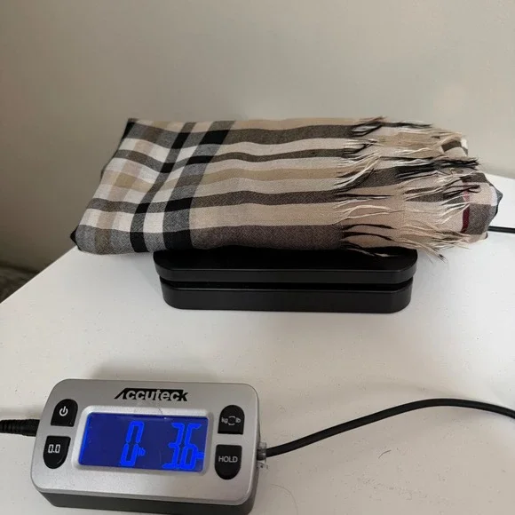 Beige Red Black Plaid Oversized 32"x 80"Scarf/Shawl Fringe Wrap Preppy V. FRASS - Picture 8 of 8